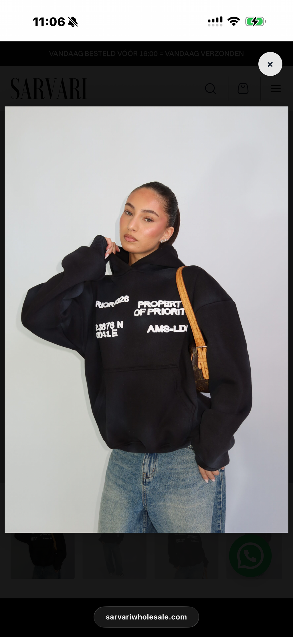 Priority hoodie black